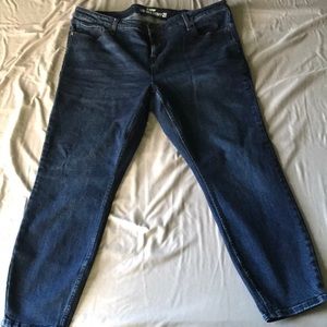 Hot Topic Low-Rise Skinny Jeans